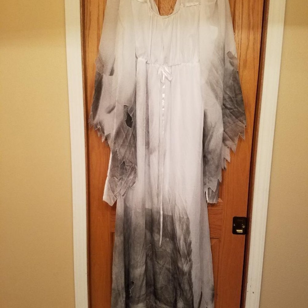 Ghost Costume